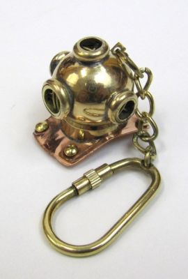 BR48202A - solid brass nautical keychain diver helmet