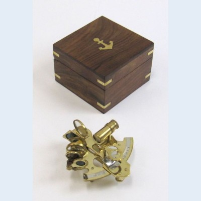 BR4850 - 4 inch Sextant with Wooden Case
