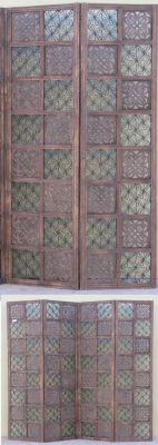 IE78670 - Carved Wooden Screen Iron And Wood Square Jali