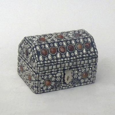 SH61721 - Wooden Jewelry Box
