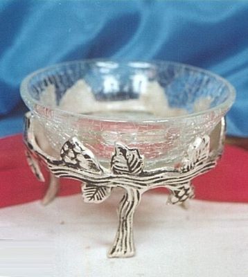 SP7571 - Silver Plated Grape Std W/Crack Glass, Not Available in brass.