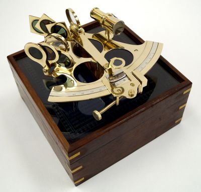 BR4849G - Brass Sextant w/ Wood & Etched Glass Box
